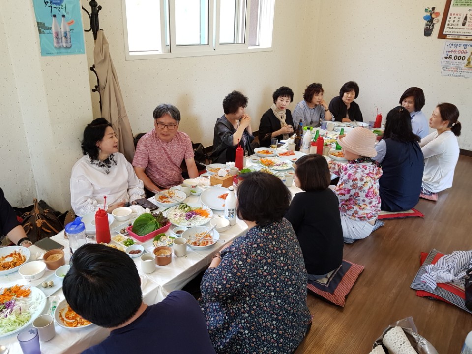 2106225234_S4eVrl9F_0d2623f59abfa709148f39d267ae58e7a9df7fe4.jpg 이미지크게보기