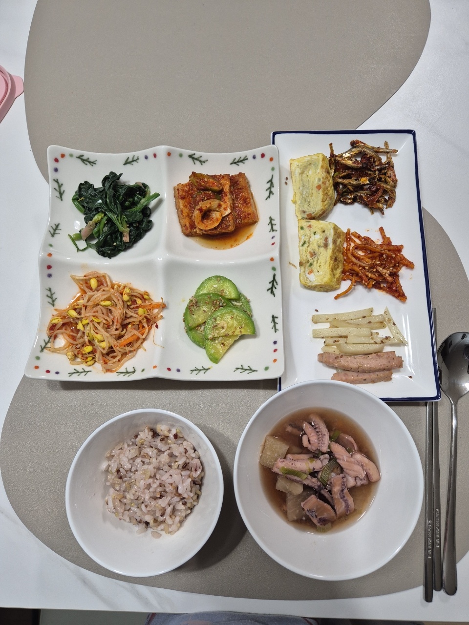 3068471123_KOnLNFoY_c5437795a55743d4dba5c4f04c47d51a34b3c917.jpg 이미지크게보기